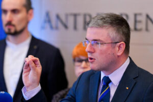 Irineu Darău rupe tăcerea despre băieții deștepți din energie  „Se vede că deconectarea de la putere a pesediștilor îi bagă-n fibrilații”