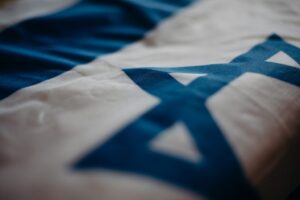 Jerusalem Post: Creatorii de conținut extremiști răspândesc teorii ale conspirației care acuză Israelul pentru criza migrației din Spania