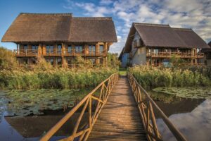 Profiturile hotelierilor s-au înjumătăţit într-un an, iar avansul veniturilor a fost unul timid într-un context în care turismul intern pierde în faţa celui extern. Cum a arătat businessul hotelurilor în 2025?