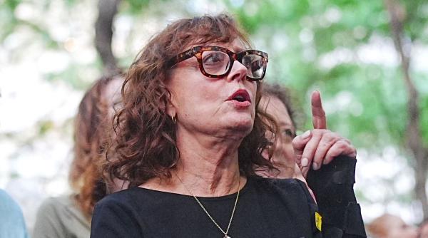 Actrița Susan Sarandon, arestată la New York la protestul împotriva lui Netanyahu
