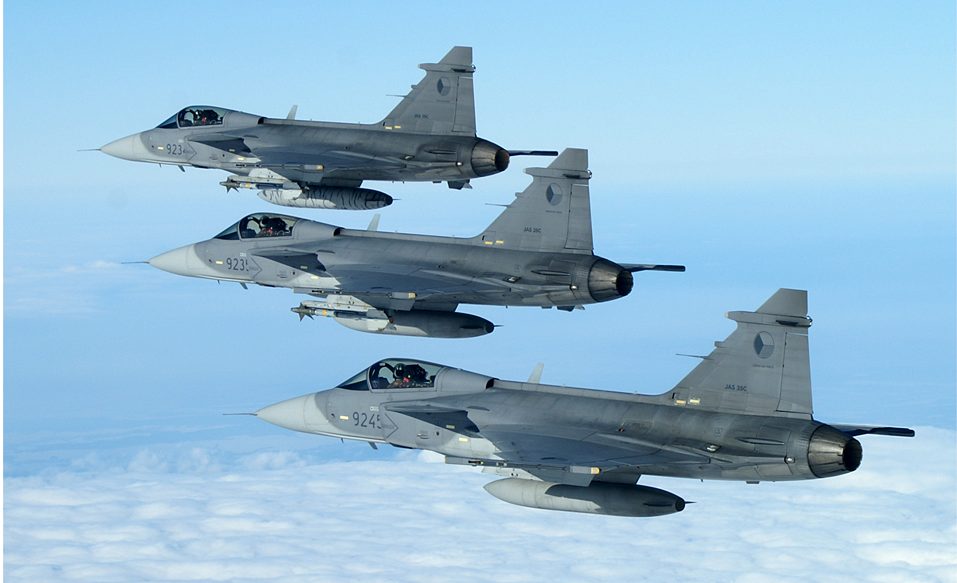 Aeronave militare rusești, interceptate în golful Finlandei de avioane de luptă finlandeze și suedeze