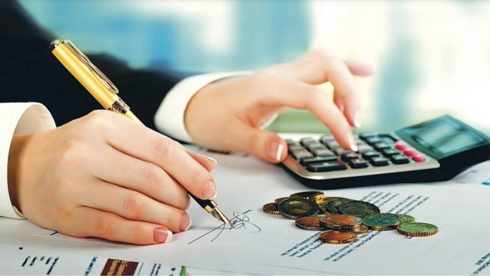 Afacerile din comerţul engros au scăzut cu 6,9% an/an în iulie, dar au crescut cu 8,7% faţă de iunie. Intermedierea, com