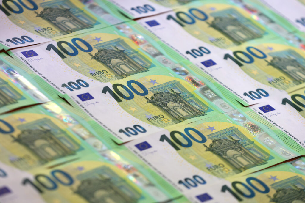 Băncile europene nu pot ține pasul cu ambițiile UE. Avertismentul Autorității Bancare Europene