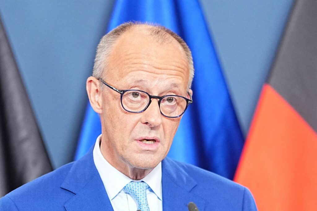 Biografa lui Friedrich Merz dezvăluie latura nevăzută a cancelarului: „Nu am văzut niciun alt cancelar plângând atât de