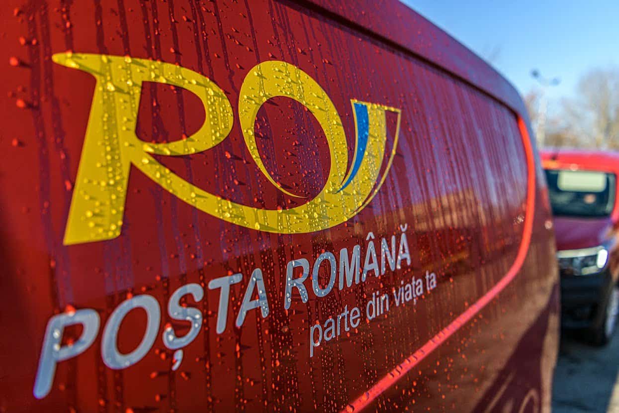 Când se plătesc pensiile în octombrie 2026. Calendarul pentru Poșta Română și plata pe card