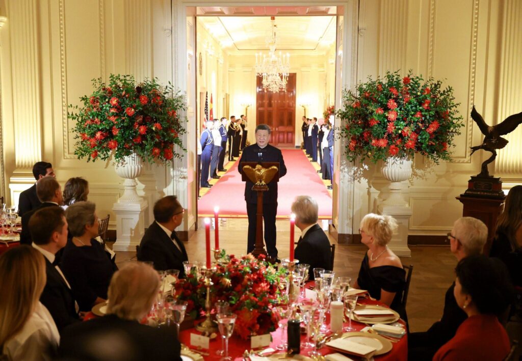 Ce au mâncat Trump și Xi la cina de stat de la Casa Albă. Meniu cu influențe chineze, decor predominat de roșu, cu o sem