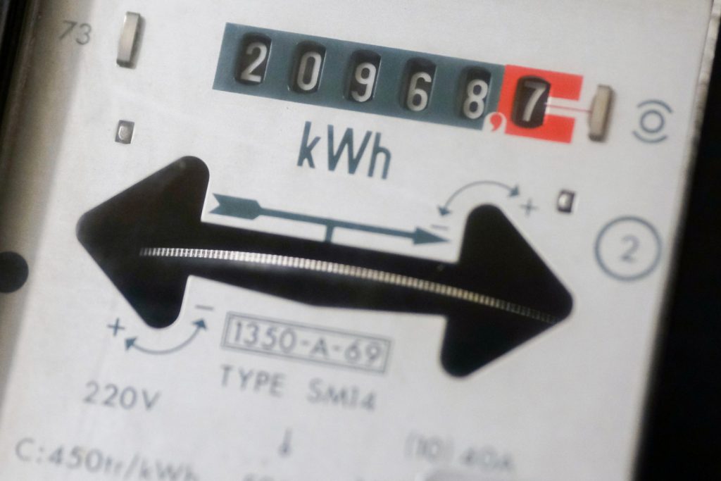 Crește numărul furturilor de energie / Peste 1.000 de cazuri de furt în acest an, în centrul și nordul țării