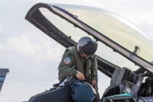 Două aeronave F-16 ale Forţelor Aeriene Române au fost din nou ridicate vineri dimineaţă