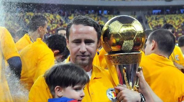 FCSB și-a prezentat noul antrenor: Reghecampf s-a așezat cuminte sub papucul lui Becali