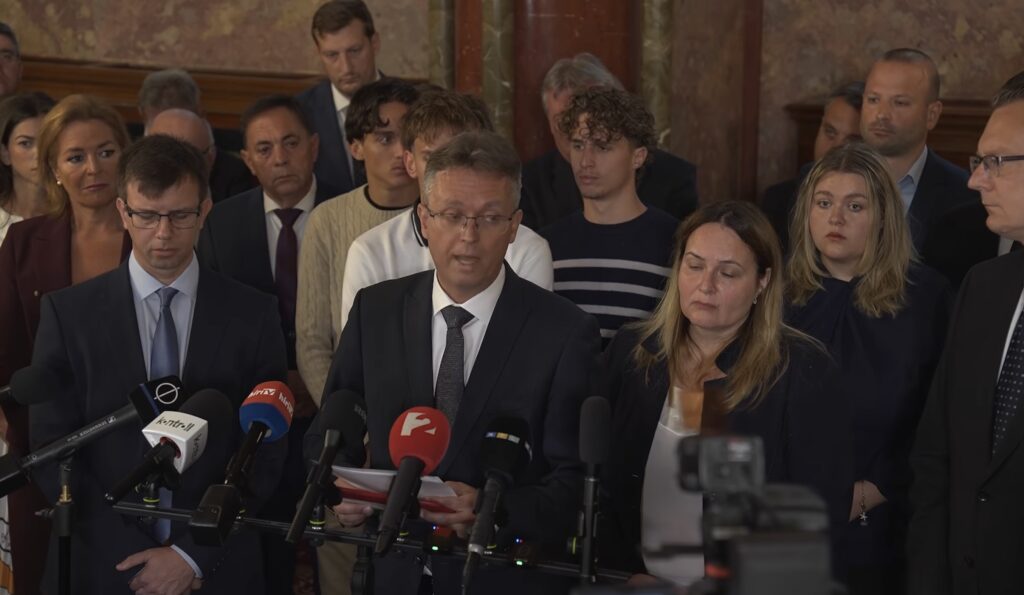 Fost ministru al Culturii în Ungaria, Balázs Hankó, reținut după audierile în ancheta distribuirii fondurilor NKA / A fo