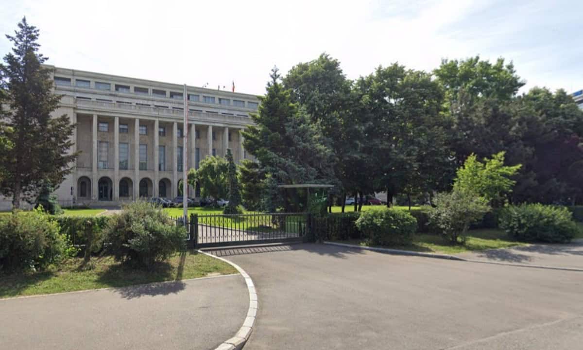 Guvernul propus de Mureșan va avea 16 ministere. Lista completă a Cabinetului, aprobată de PNL, USR și UDMR