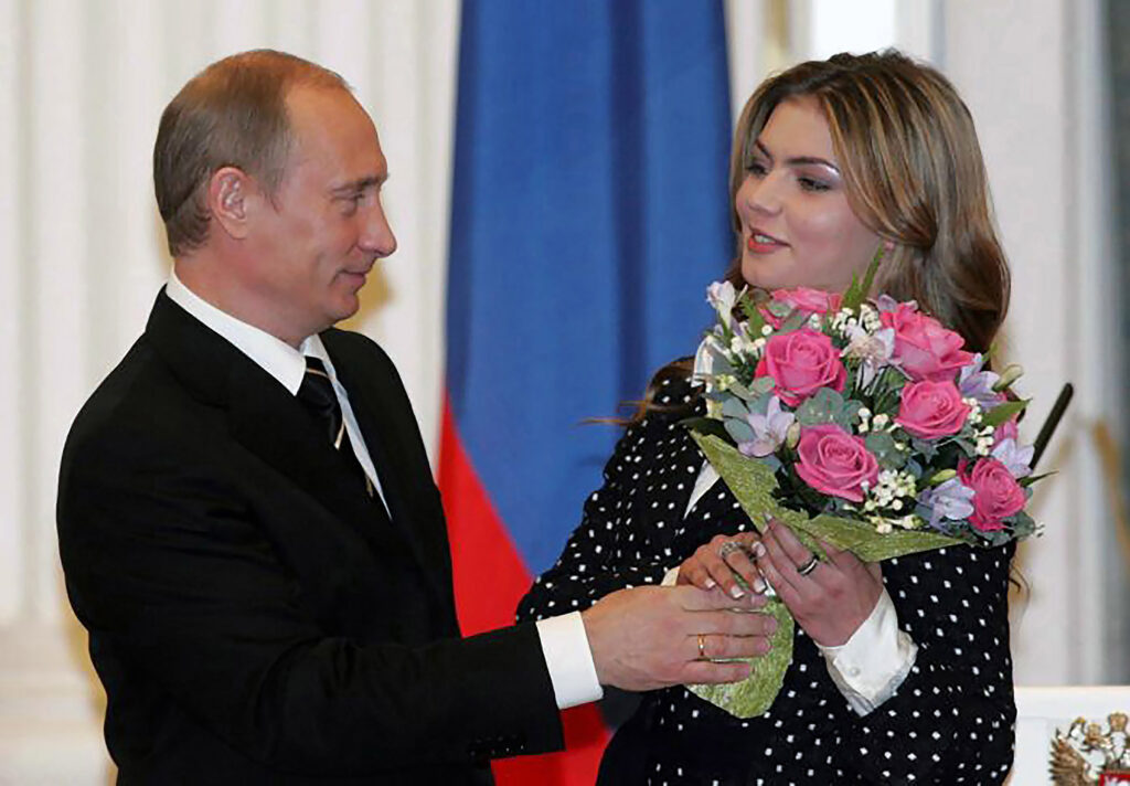 Il Messaggero: Lucrările la vila de lux din Soci a dictatorului Putin par să fie în faza finală / Vacanțele cu amanta la