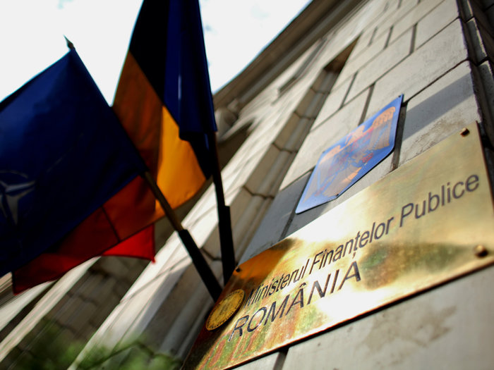 Ministerul Finanţelor a împrumutat joi doar 290 mil.lei de la bănci, din cei 500 mil.lei vizaţi printr-o emisiune de obl