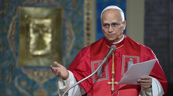Moment istoric la Paris: Papa Leon al XIV-lea a pășit în noua Catedrală Notre-Dame