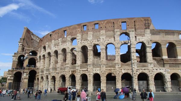 Monumentul simbol al Italiei se redeschide: S-a reluat accesul la Colosseum, în urma accidentului de muncă mortal