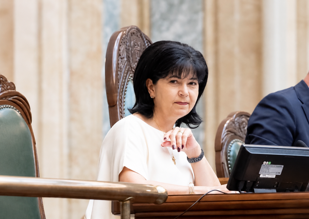 „Ori continuați pe banii voștri, ori pa și la revedere”. Șefa PSD Botoșani acuză Guvernul Bolojan că a blocat investiții