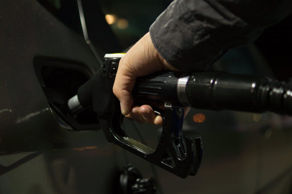 Până la 3,90 euro pe litru? De ce amenințarea lui Trump de a opri exporturile de motorină ar putea provoca un șoc istori