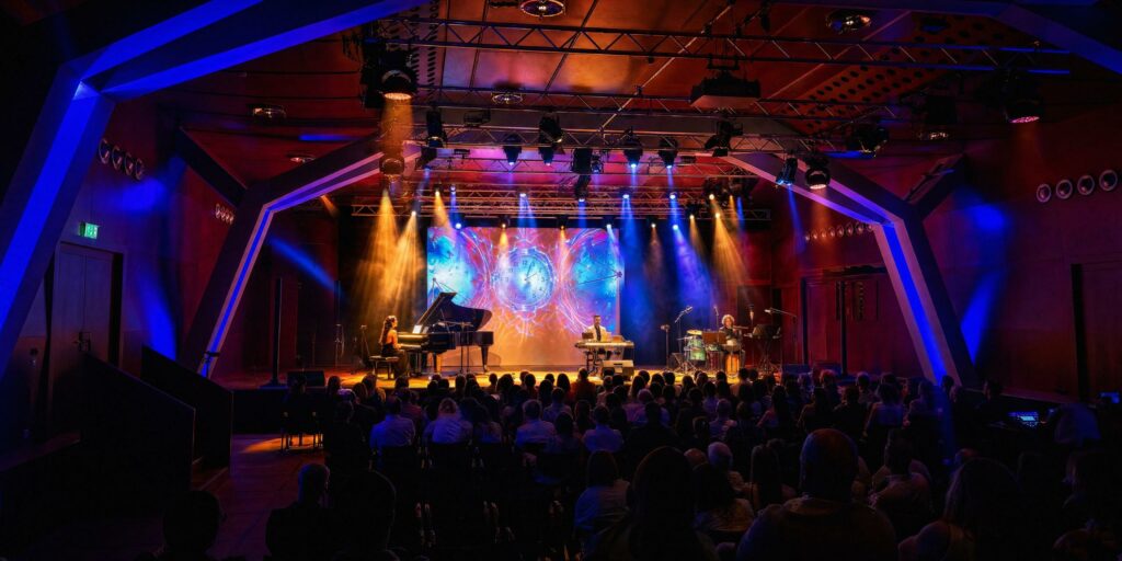 Pianista și compozitoarea Sînziana Mircea încheie turneul IMAGINE UNIVERSE la Brăila și Prejmer, pe 2 și 3 octombrie 202