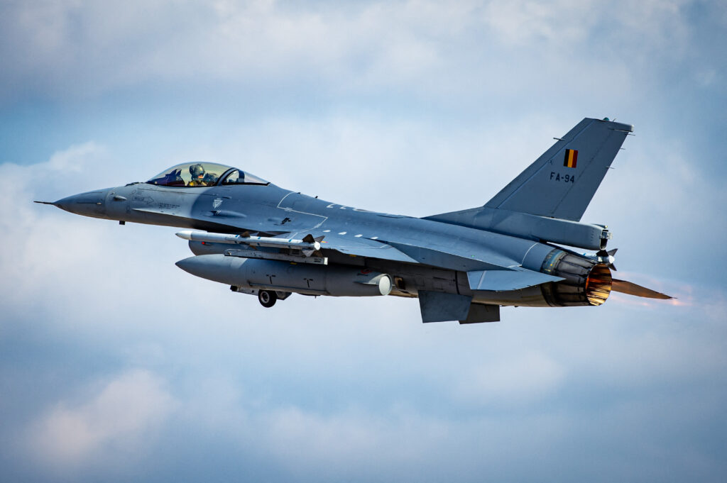 Polonia a ridicat de la sol avioane militare de două ori în cursul dimineții, ca urmare a atacurilor rusești asupra Ucra