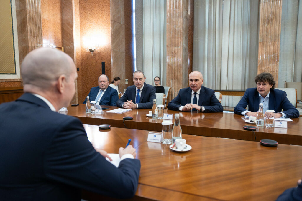România, evaluată de o mare agenție de rating. Bolojan: „Sunt optimist că oamenii politici vor continua linia actualului