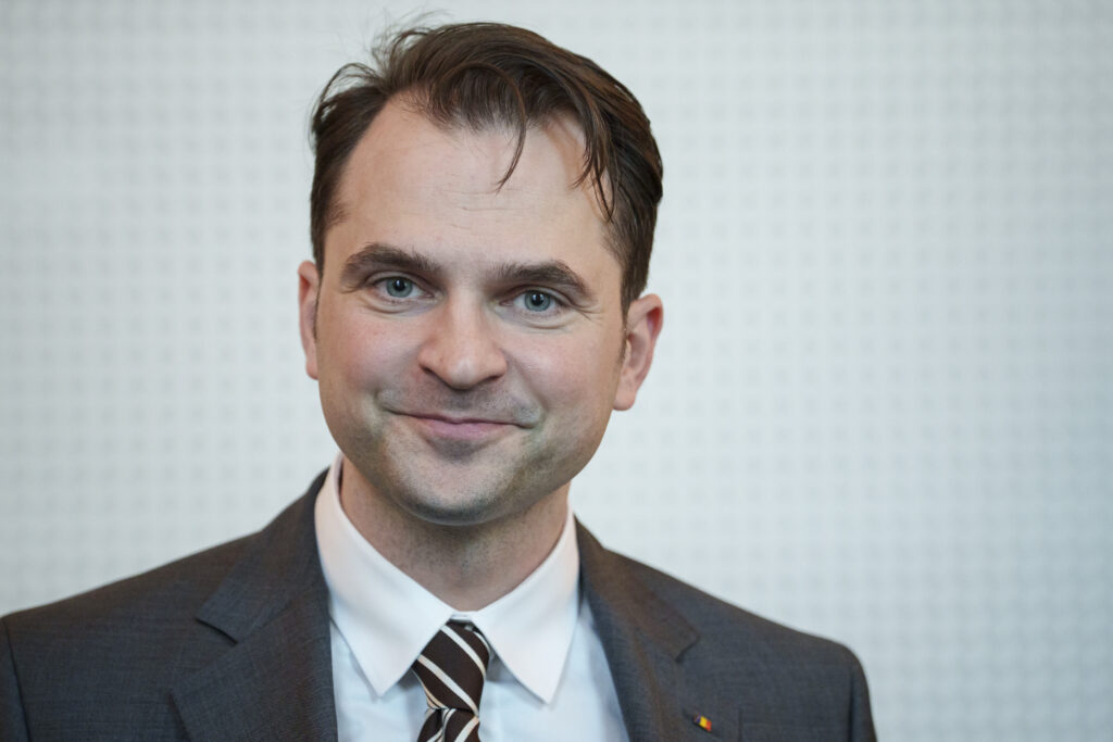 Sebastian Burduja deschide audierile miniștrilor în Parlament. „Mâine, la ora 14:00”