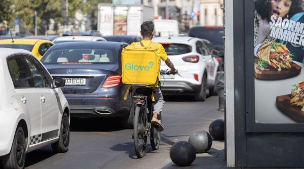 Tragedie în timpul unei livrări. Un curier Glovo de 37 de ani, mort după impactul cu o bicicletă electrică