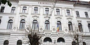 Tribunalul Mureş a dispus arestarea preventivă a doi bărbaţi în vârstă de 57 şi 31 de ani sub acuzaţii de pornografie in