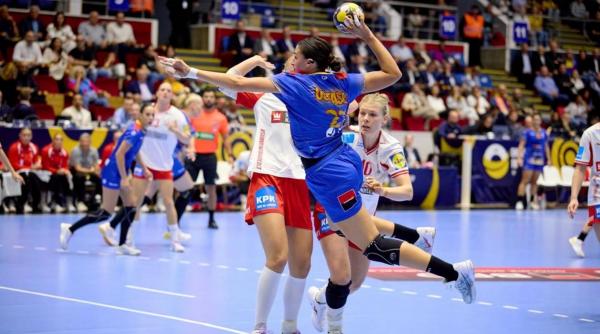 Umilință la București! România a dat doar 4 goluri într-o repriză, cu Danemarca, în semifinala EHF Euro Cup