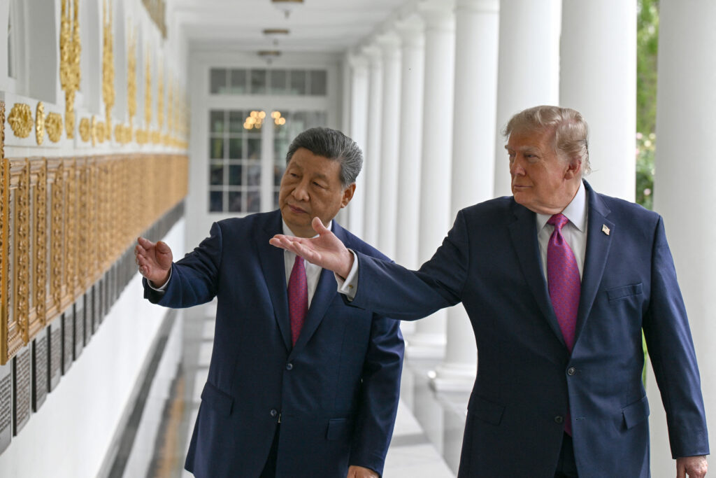„Un cadou special în onoarea lui Xi”: Donald Trump i-a făcut președintelui chinez un tur pe șantierul viitoarei săli de