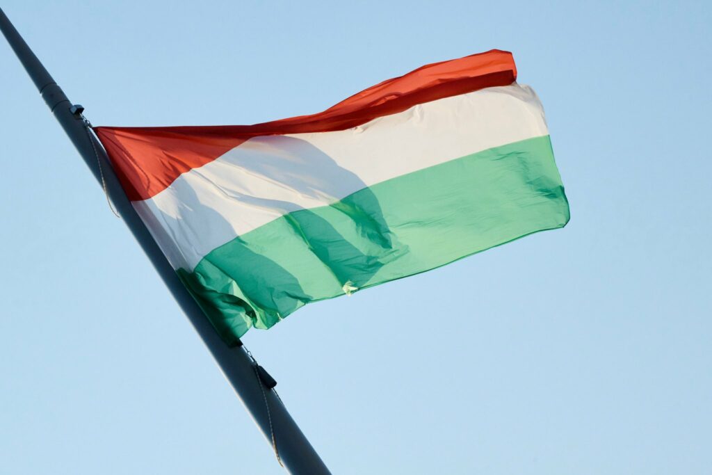 Ungaria cere prelungirea derogării SUA pentru petrolul și gazele rusești