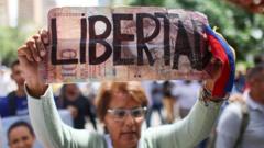Venezuela eliberează zeci de prizonieri politici pe măsură ce cererile electorale cresc