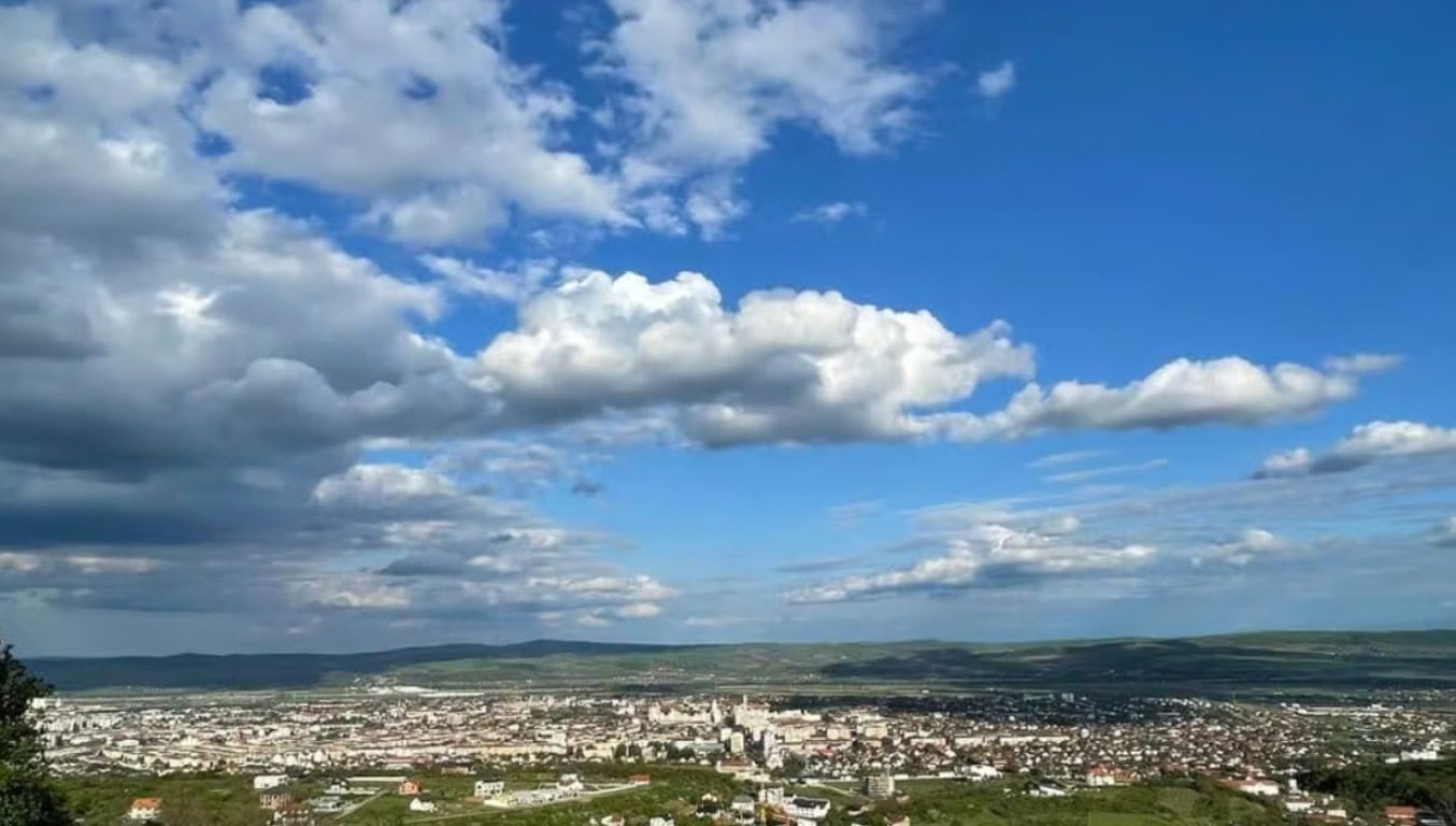 Vremea de weekend în Alba, 25-27 septembrie: se încălzește, câteva ploi. Prognoza meteo pe zile, în localități din județ