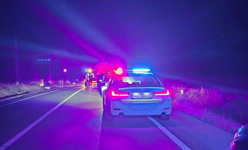 Accident rutier la Păușa: două persoane rănite în coliziune între două autoturisme