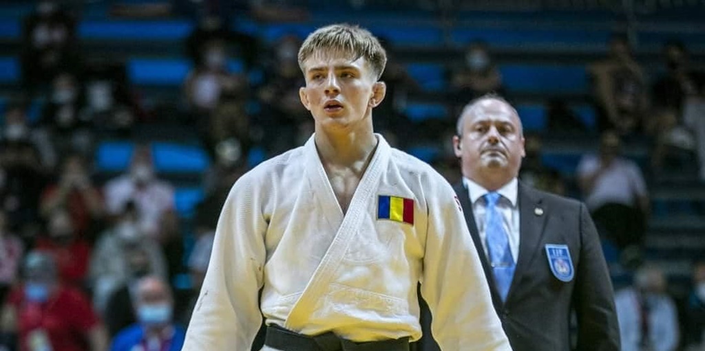 Adrian Șulcă eliminat în primul tur la Campionatele Mondiale de judo de la Baku