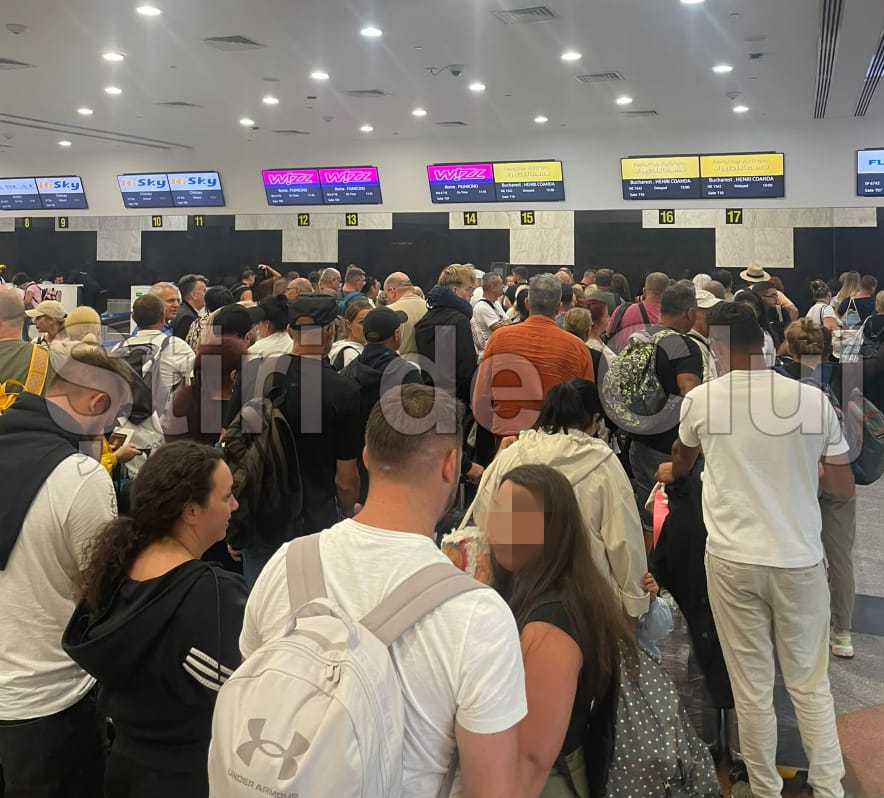 Aeroportul din Sharm el-Sheikh: peste 100 de turiști români, blocați; clujenii nu știu dacă ajung acasă