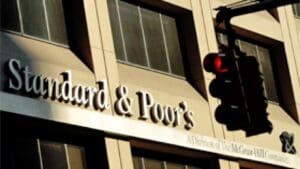 Agenţia de rating Standard Poor’s urmează să anunţe, astăzi, calificativul pe care îl va acorda ţării noastre