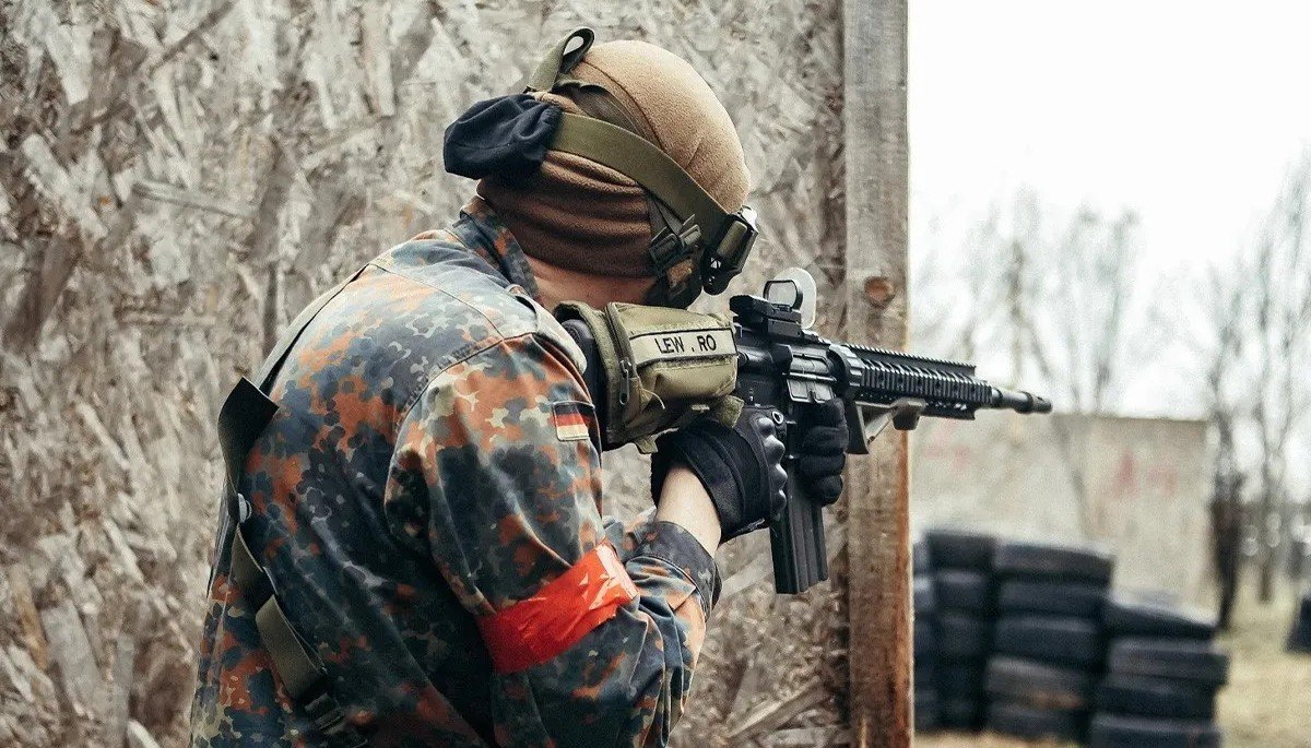 Alba Iulia găzduiește primul Campionat European de Airsoft, cu aproape 60 de sportivi din 10 țări