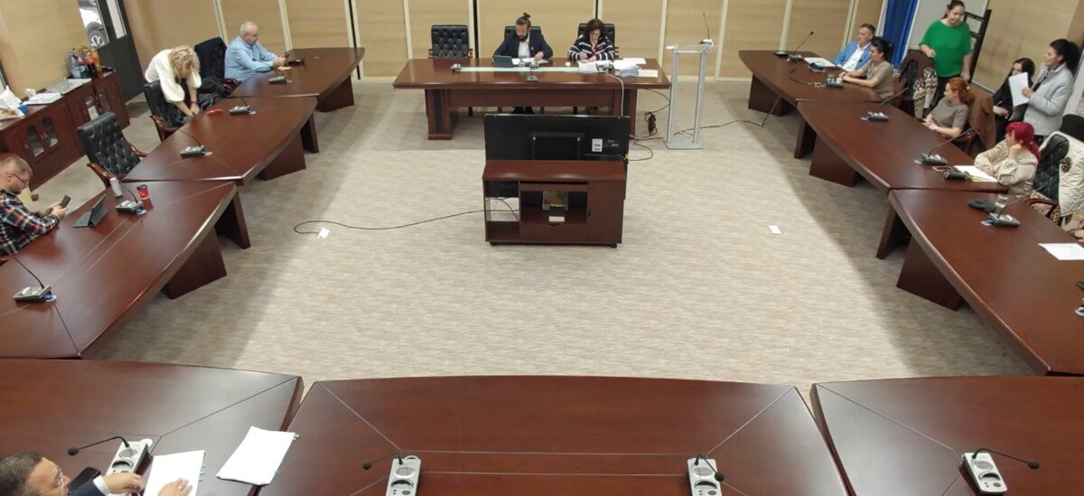 Alba Iulia: peste 30 de proiecte intră la vot în ședința Consiliului Local de luni