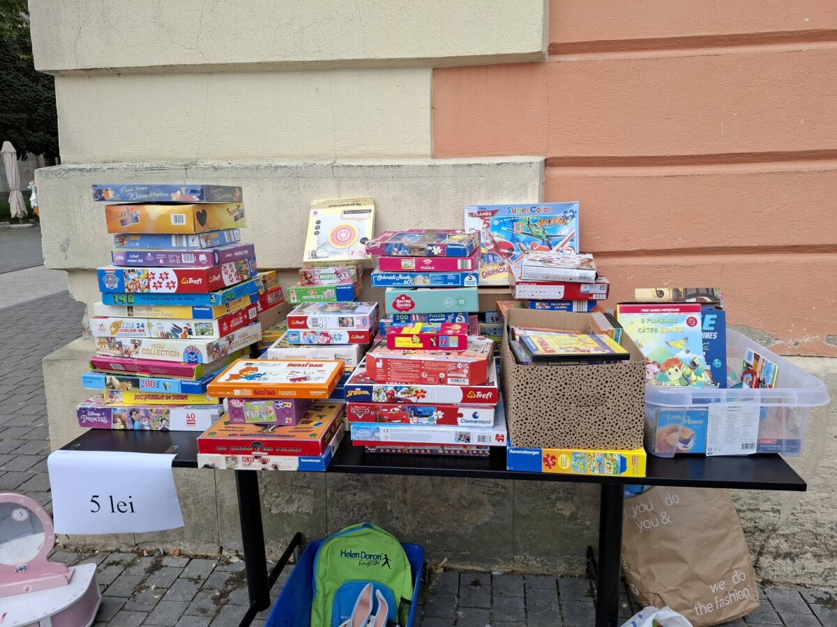 Alba Iulia: peste 3000 de lei strânși la un târg caritabil pentru tratamentul fetiței Carla