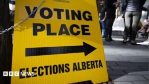 Alberta merge la urne să decidă dacă organizează un referendum privind separarea de Canada