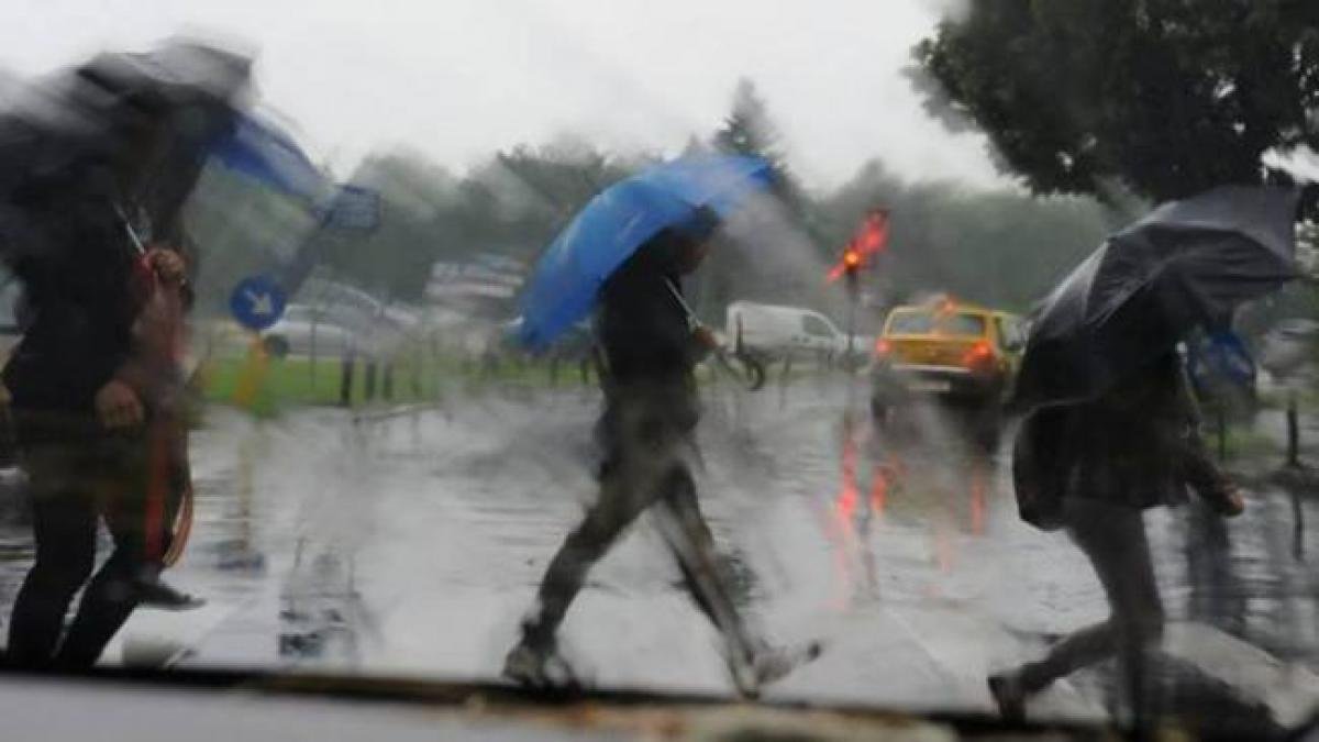 Alertă ANM: răcire bruscă și ploi persistente în majoritatea regiunilor, între 12 și 25 octombrie