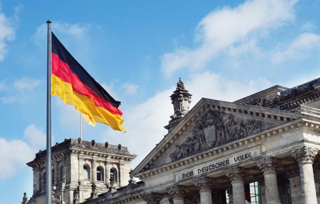 Ambasadorul Iranului în Germania, convocat după o tentativă de atac asupra lui Josef Schuster