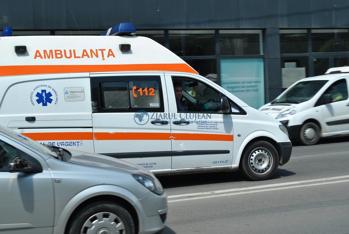 Ambulanțele au un deficit de 168 de milioane de lei pentru salariile din noiembrie și decembrie