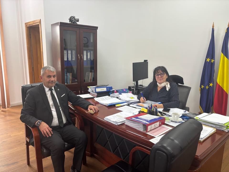 APIA începe plata avansurilor din 16 octombrie: 75% pentru FEGA, 85% pentru FEADR