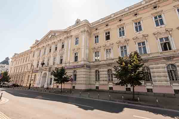 Arad găzduiește la UAV prima ediție Arad Healthy Plate, dedicată managementului obezității