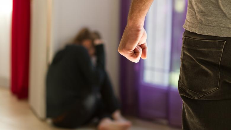 Arad: un bărbat de 40 de ani, cercetat după scandal cu fosta soție; ordin de protecție provizoriu