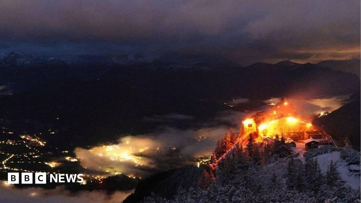 Arestare după incendiul de la Eagle's Nest, refugiul montan al lui Hitler