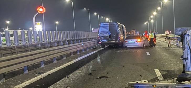 Autostrada Vestului: accident cu 5 mașini între Arad și Nădlac, 7 oameni răniți
