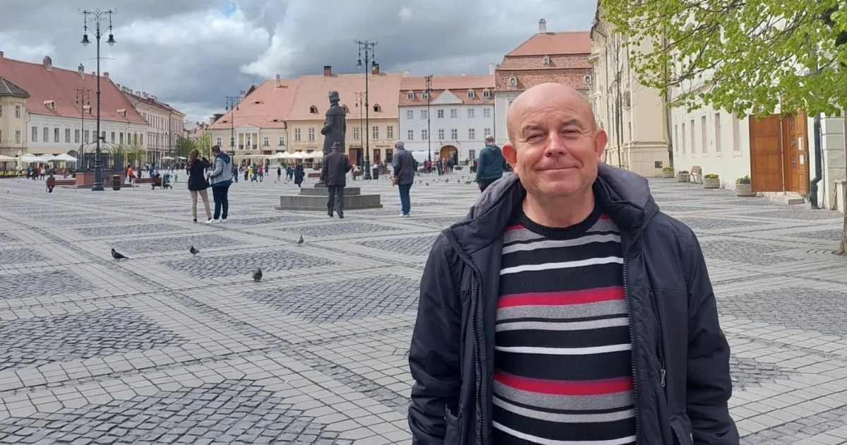 Avrig: profesorul de istorie Din Petre, de la Liceul Gheorghe Lazăr, inclus în volumul Pagini de conștiință