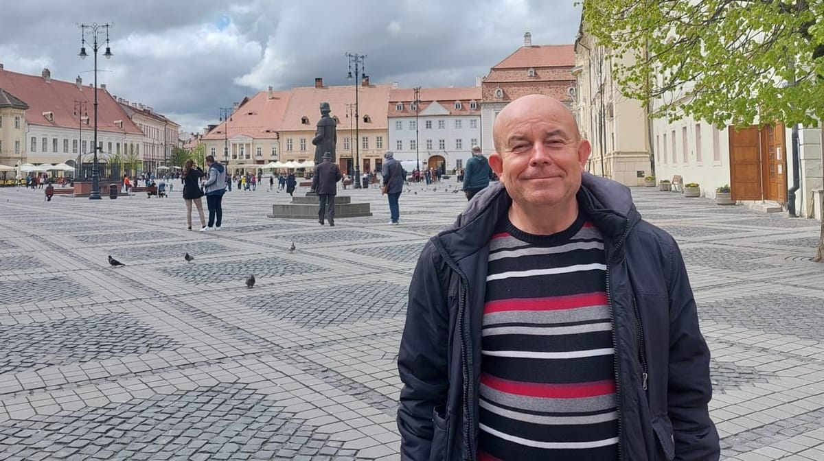 Avrig: profesorul Petre Din, inclus în volumul Pagini de conștiință al lui Florin Țene